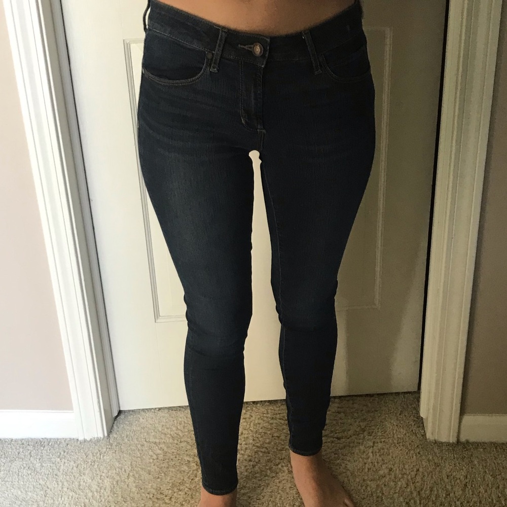 Skin tight blue jeans